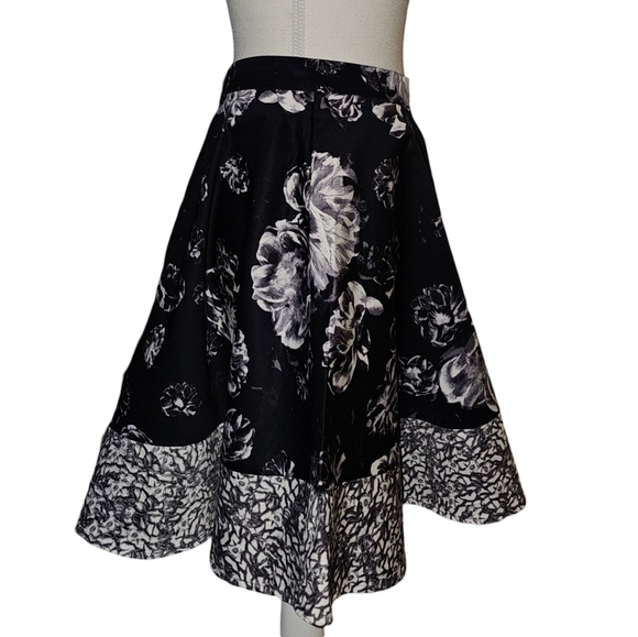 Prabal Gurung for Target Black Floral Skater Skirt NWT Pleated Sz 2 - Picture 4 of 13